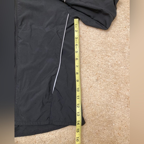 Nike Girls Windbreaker Jacket, Black Vented Front & Back Reflective Stripe Large - Picture 8 of 8